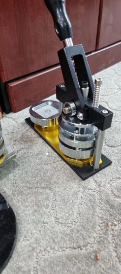 Refrigerator Pasting Machine S - đánh giá và giá Pin Button Badge