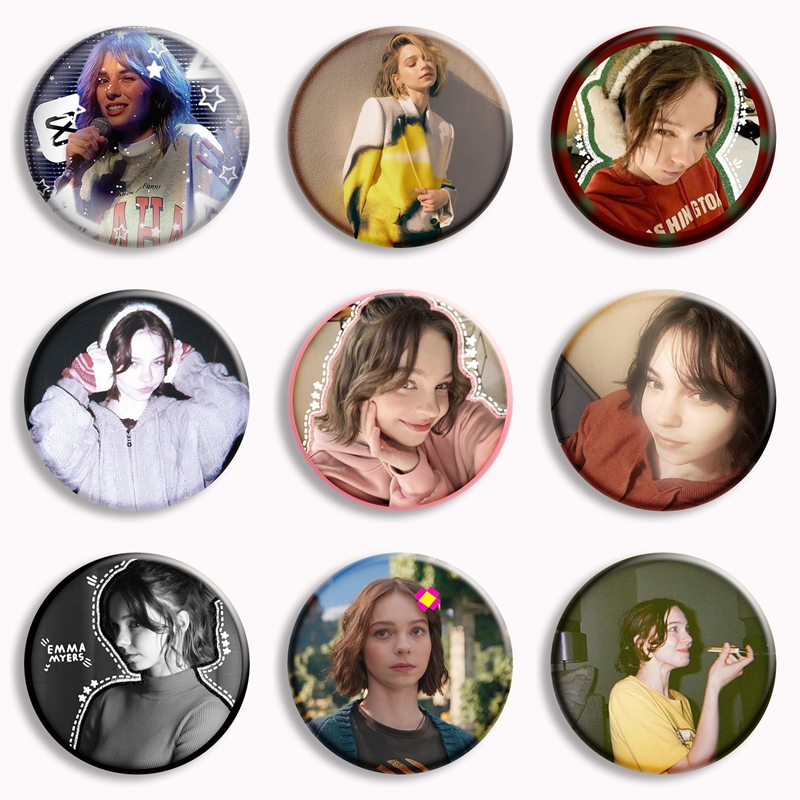 Emma Myers Aesthetic Soft Butt - đánh giá và giá Pin Button Badge